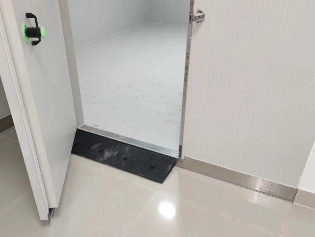 冷庫是怎樣貯存蘋果的？從溫度到濕度，揭秘科學(xué)保鮮秘訣