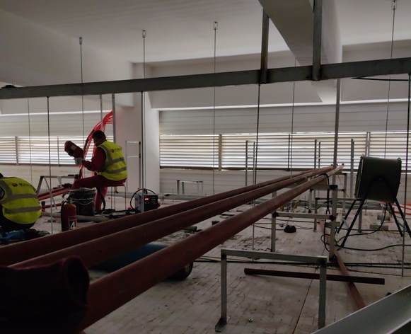 冷庫有哪些設(shè)備組成？深度解析冷鏈存儲的核心裝備